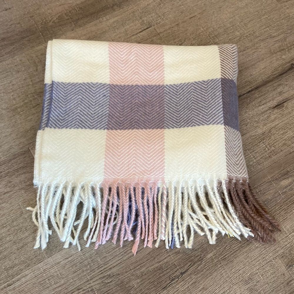 Pretty Persuasions Soft Plaid Scarf